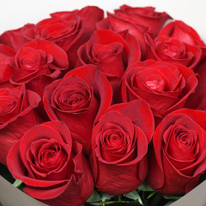Scarlet Enchantment: Luxurious Red Roses Bouquet