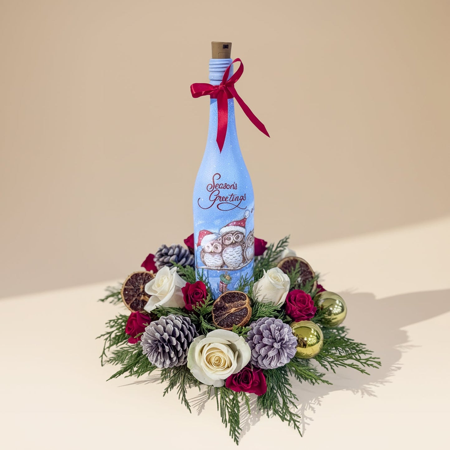 صينية زهور تحيات الموسم الاحتفالية بأناقة فائقة