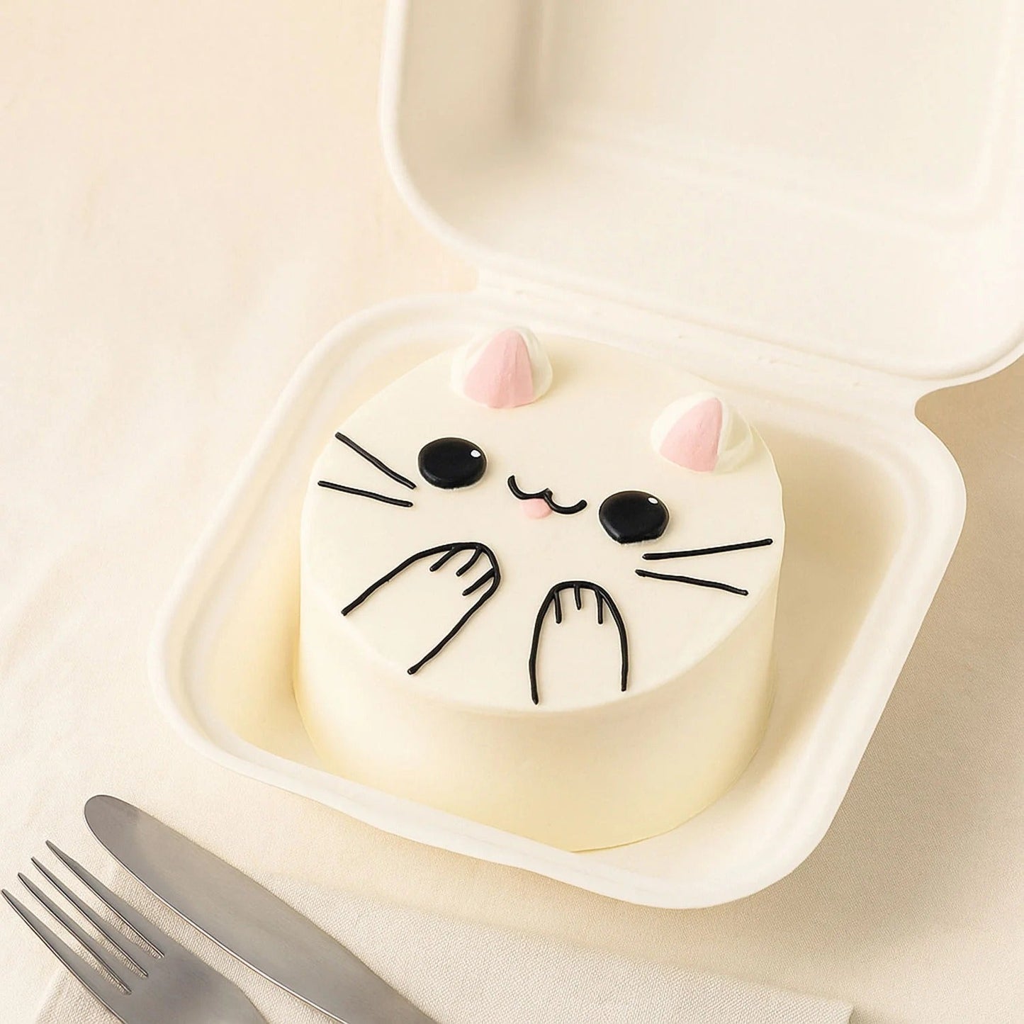 Smiling Cat Mini Cake