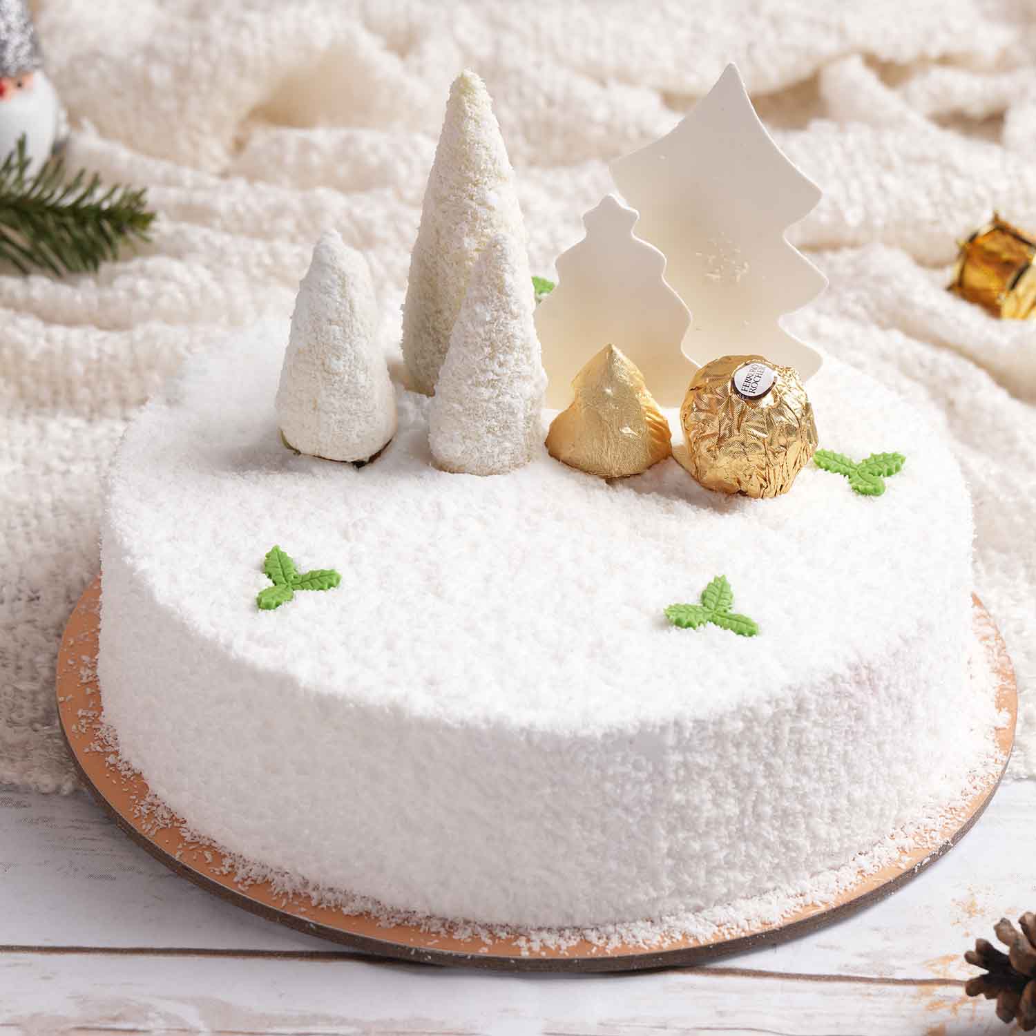 Snowy Christmas Vanilla Cake