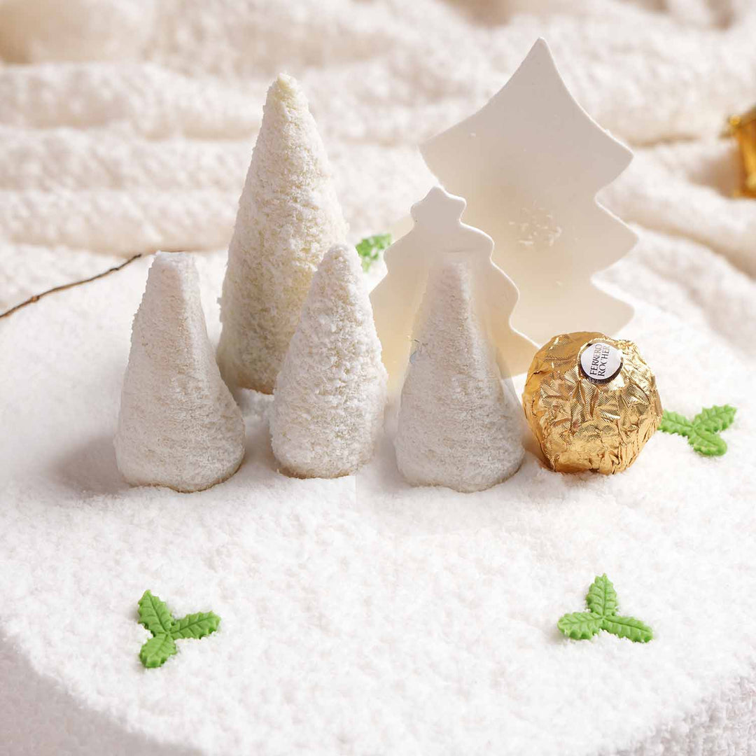 كيك عيد الميلاد بالفانيليا المغطى بالثلج - حلوى احتفالية