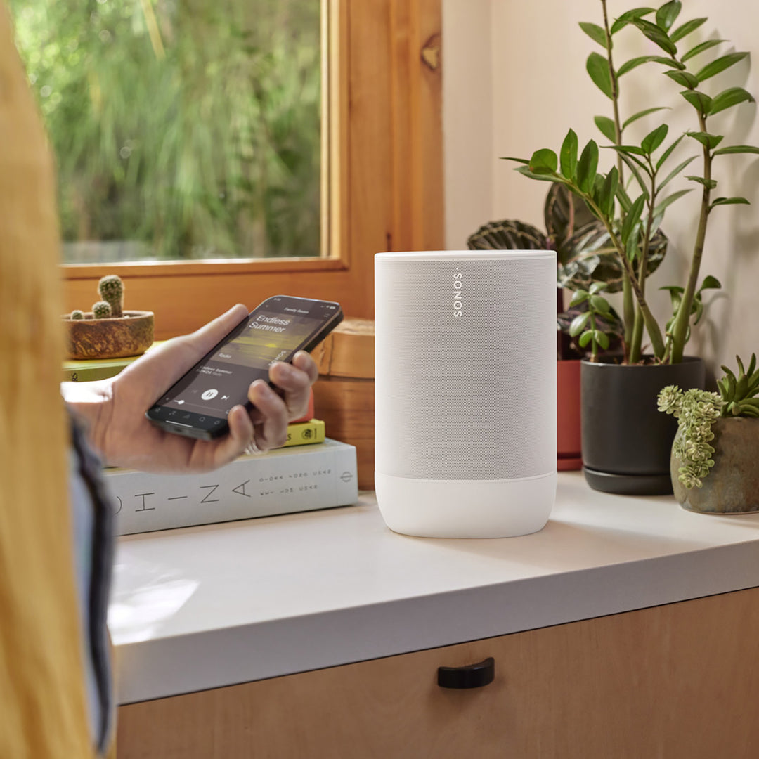 مكبر صوت ذكي محمول سونوس موف جن 2 – أبيض | صوت متميز وتصميم متين