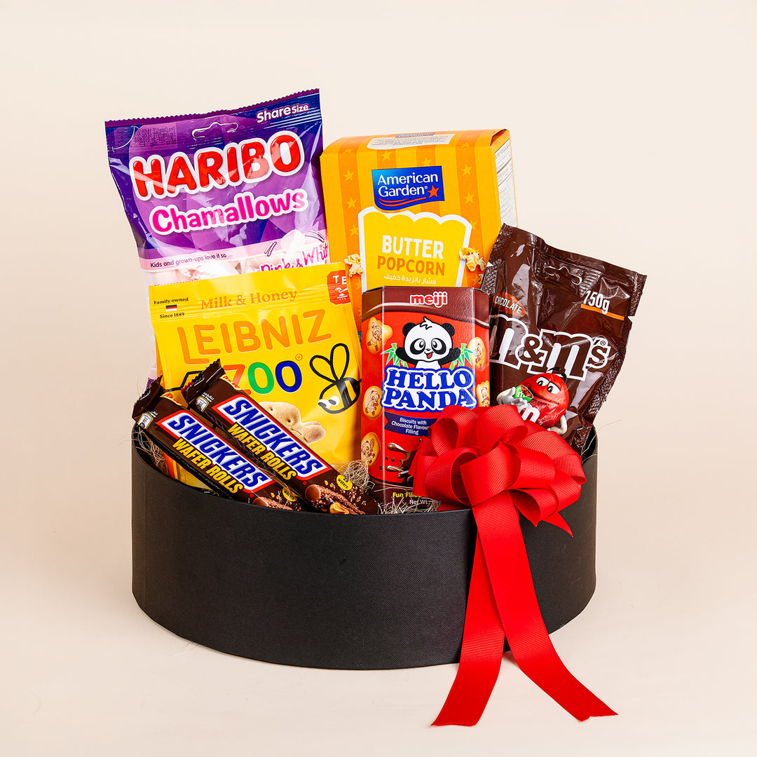 صندوق حلوى الكرنفال - مجموعة لذيذة من الوجبات الخفيفة