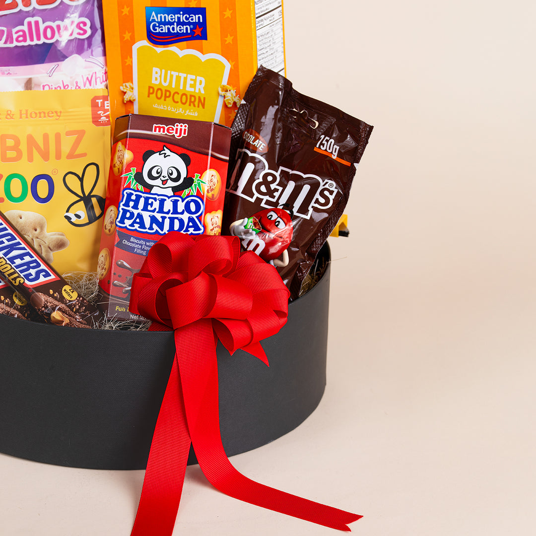 صندوق حلوى الكرنفال - مجموعة لذيذة من الوجبات الخفيفة