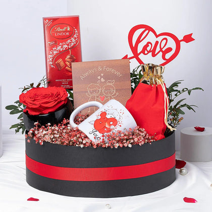 Sweet Embrace Valentine Hamper