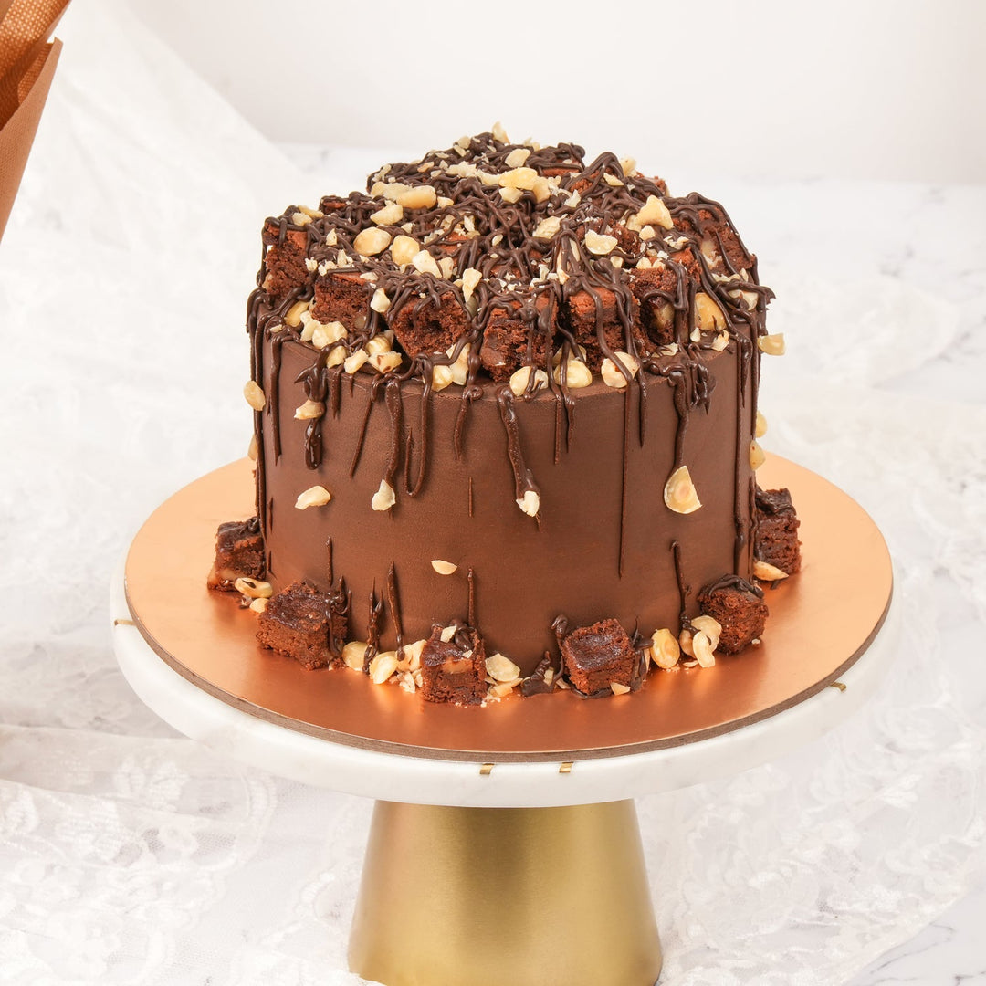 Sweet Harmony: Elegant Rose Bouquet with Decadent Chocolate Cake