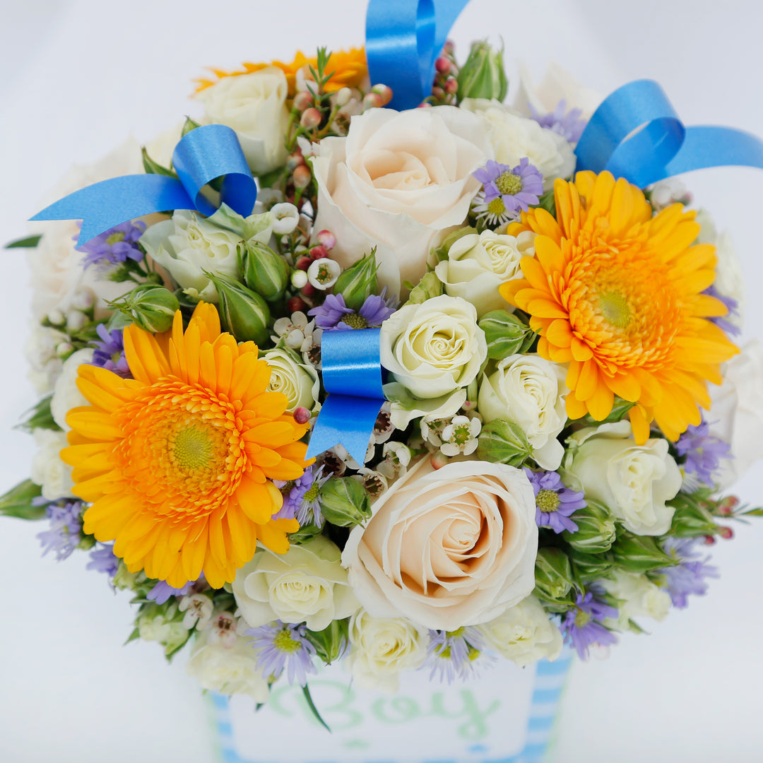 مزهرية الأمير الصغير - باقة احتفالية لمولود جديد