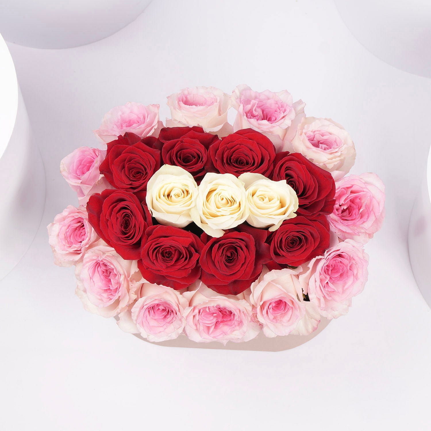 Sweet Valentine Trio I 35 Roses