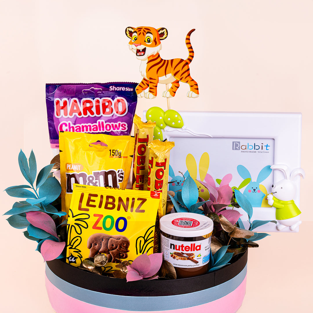 عش الدلال الدافئ: صندوق هدايا لذيذ للوجبات الخفيفة والديكور