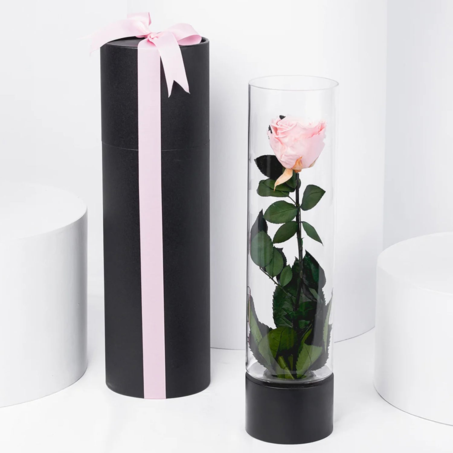 Luxury Pink Forever Rose in a Beautiful Glass Vase