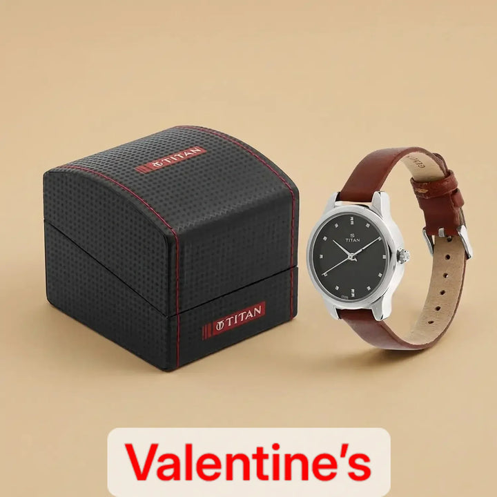 ساعة تيتان كوارتز للعمل للنساء - قرص أسود وسوار جلد بني