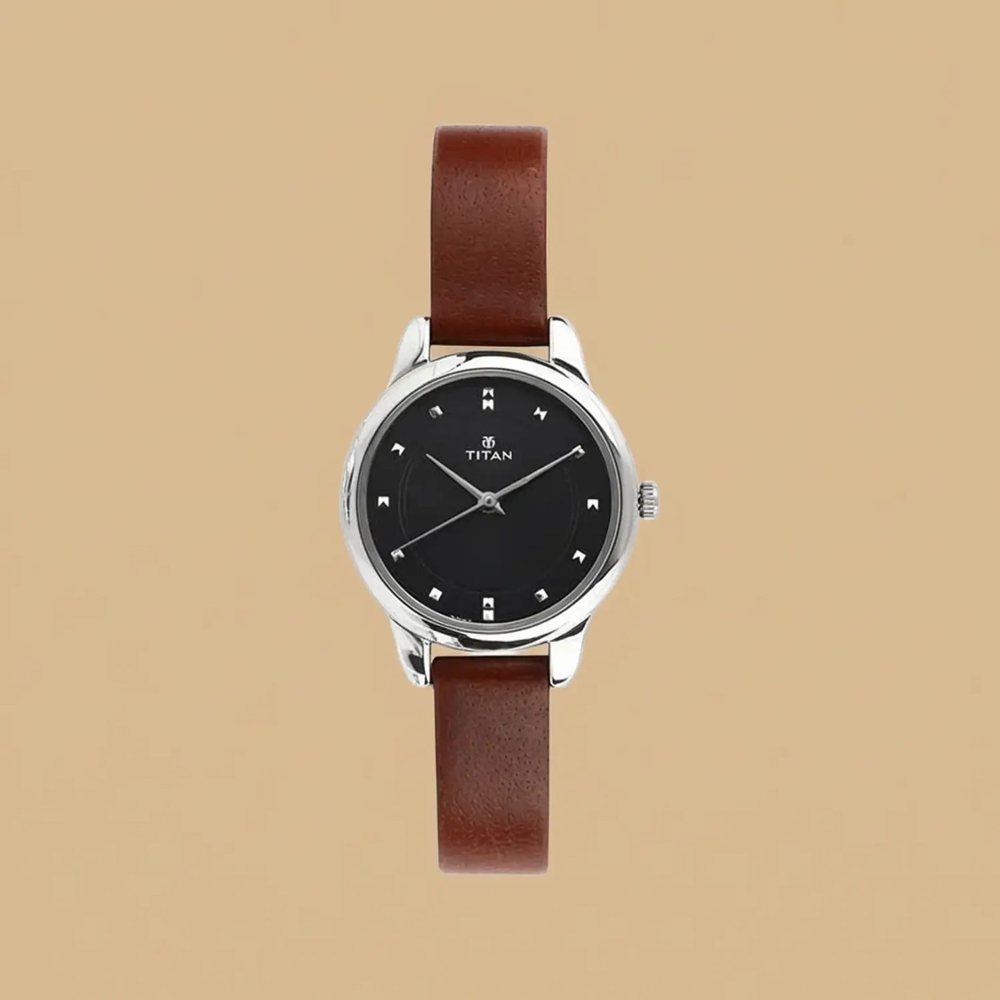 ساعة تيتان كوارتز للعمل للنساء - قرص أسود وسوار جلد بني