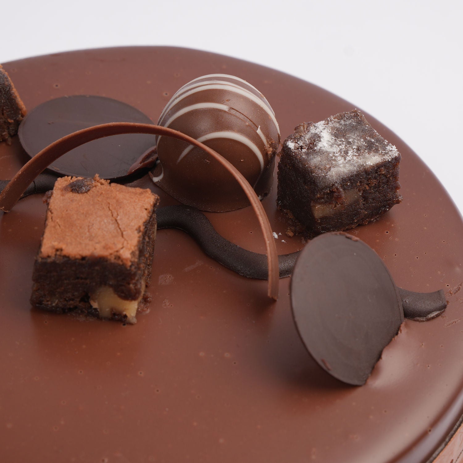 Truffle Brownie Fudge Delight Cake