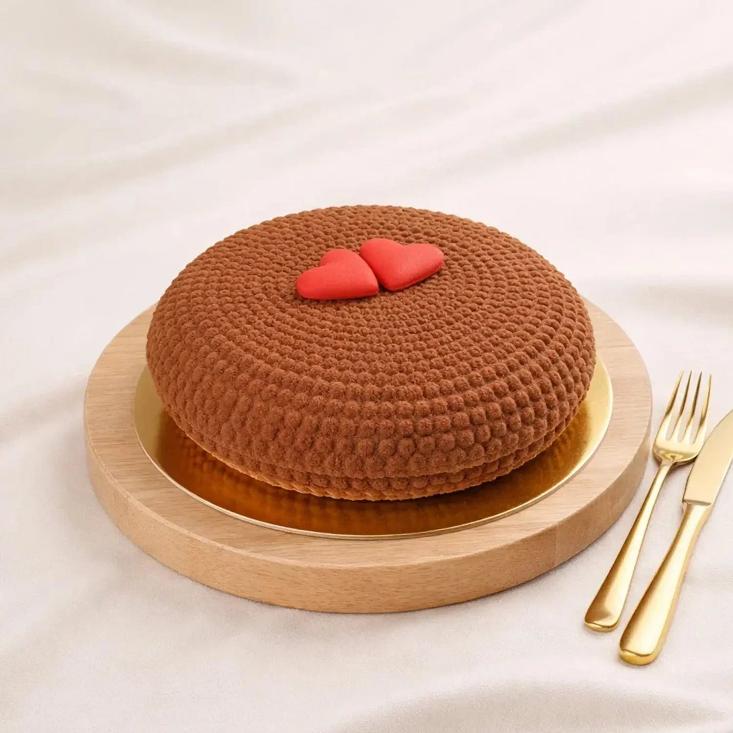 كيكة موس الشوكولاتة الفاخرة لعيد الحب - مثالية للحظات الحلوة