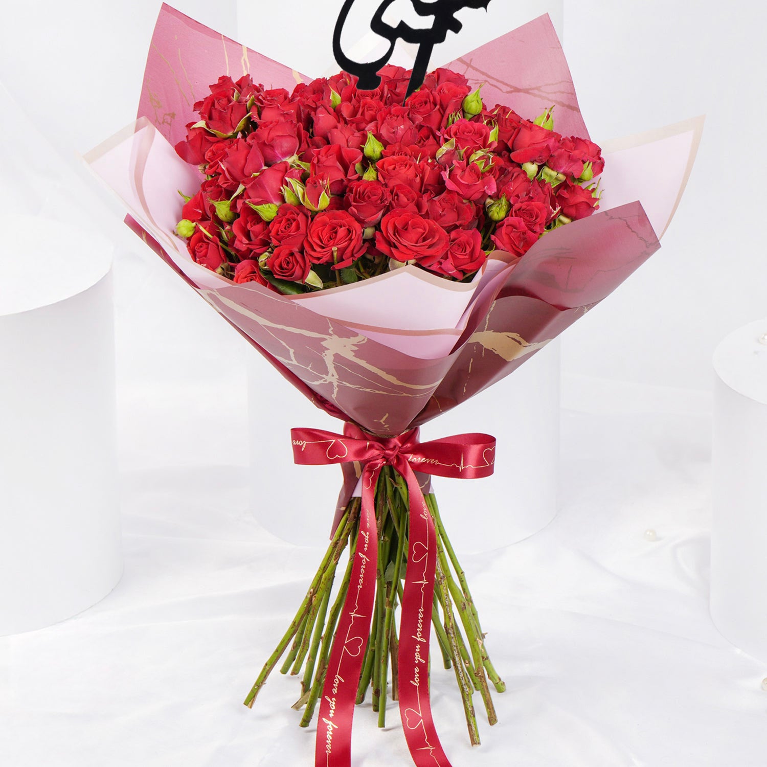 Valentine Red Spray Roses Bouquet | Black Love Topper