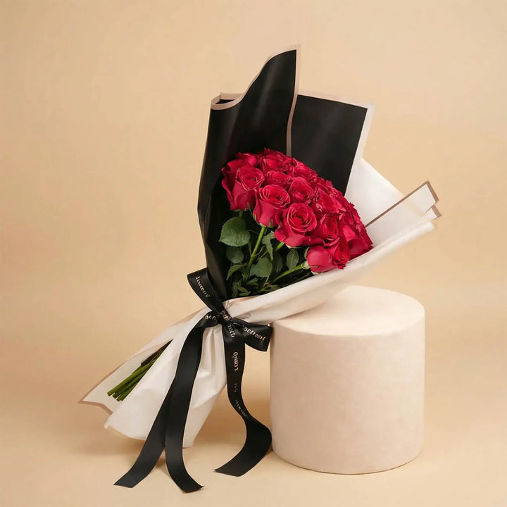 Elegant Valentine Signature Bouquet with Dark Pink Roses