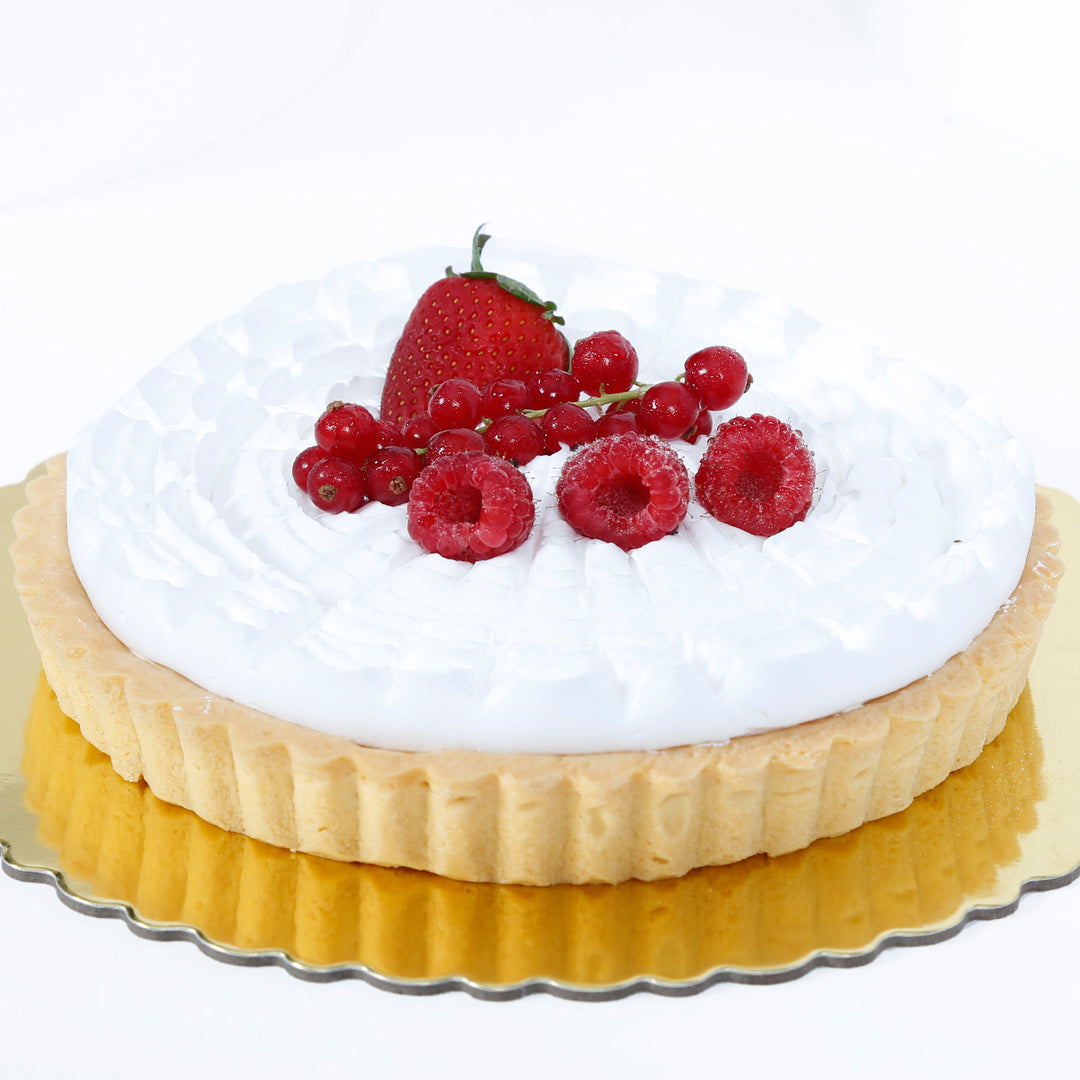 Vanilla Delight Tart Cake with Fresh Berries