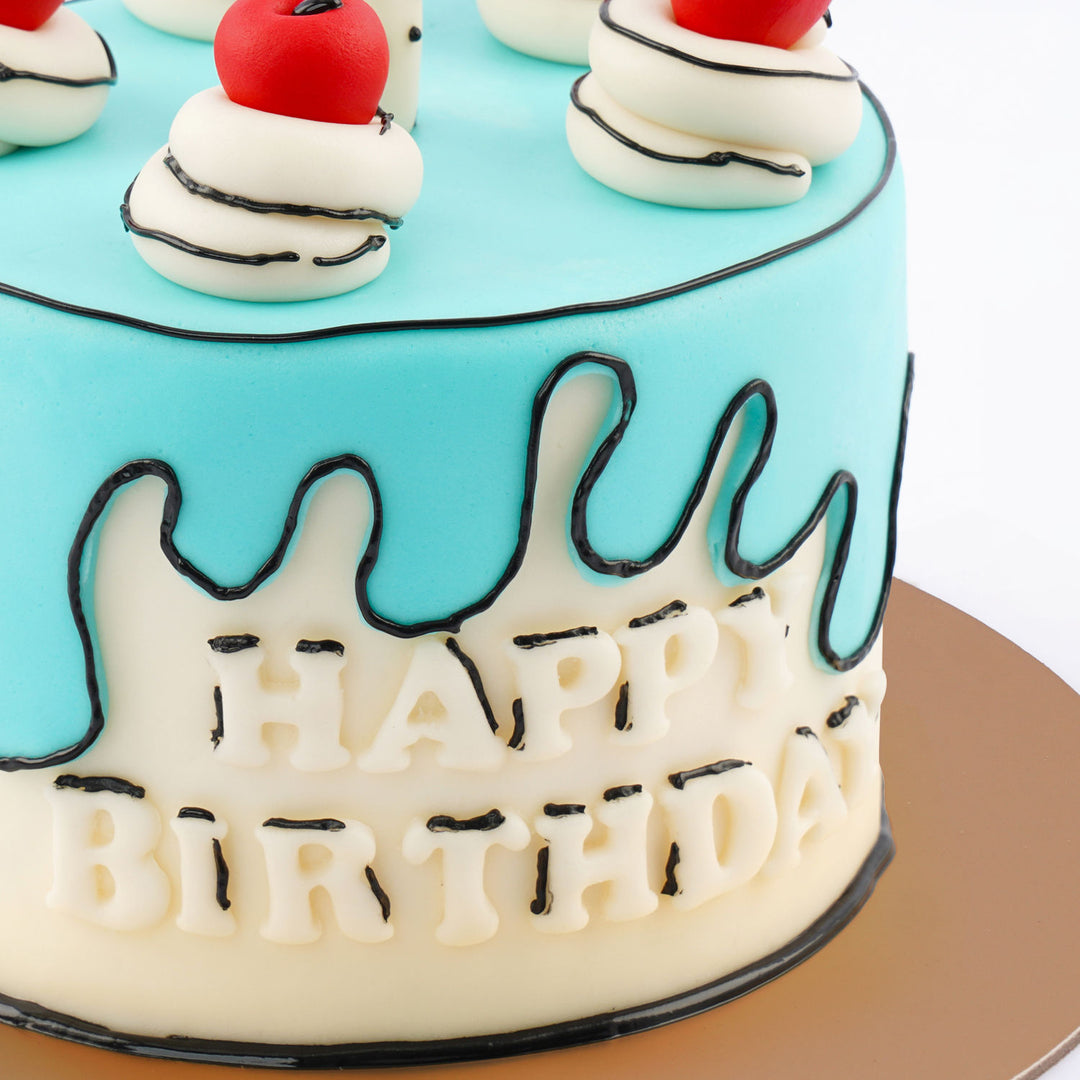 كيكة الشوكولاتة الموجية بزينة رائعة