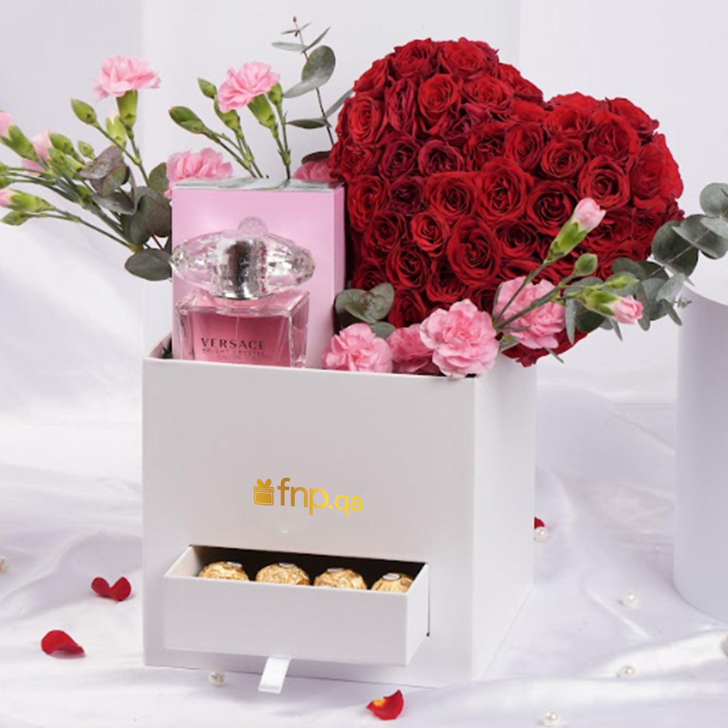 Whispering Roses with Bright Crystal Versace