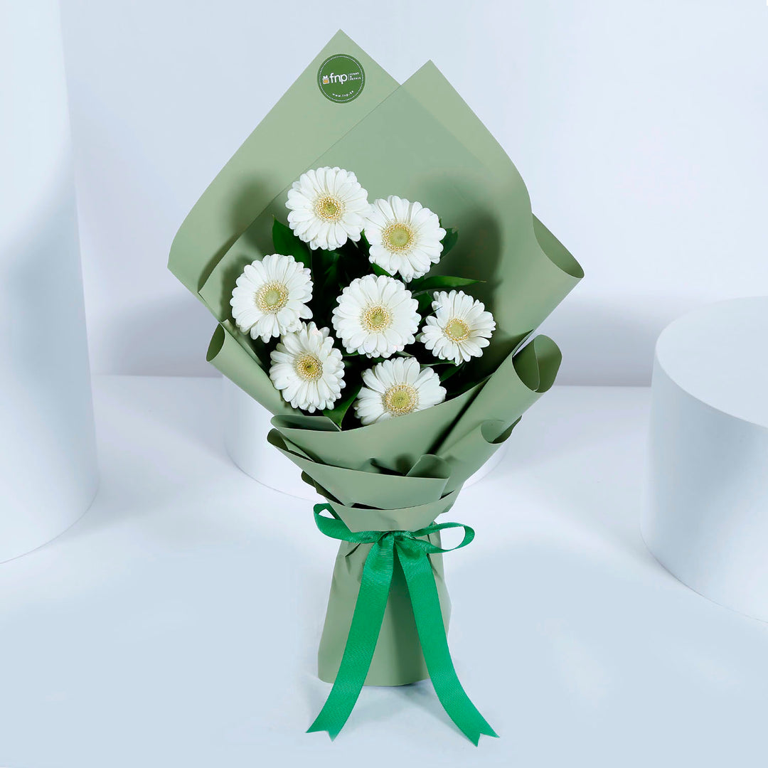 Elegant White Gerbera Bouquet - Perfect for Any Occasion