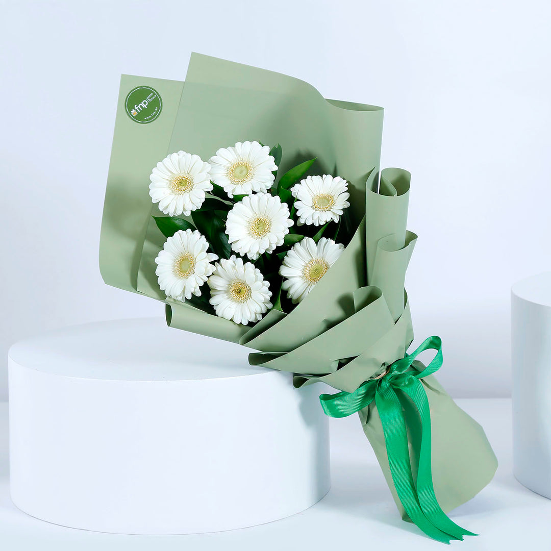 Elegant White Gerbera Bouquet - Perfect for Any Occasion