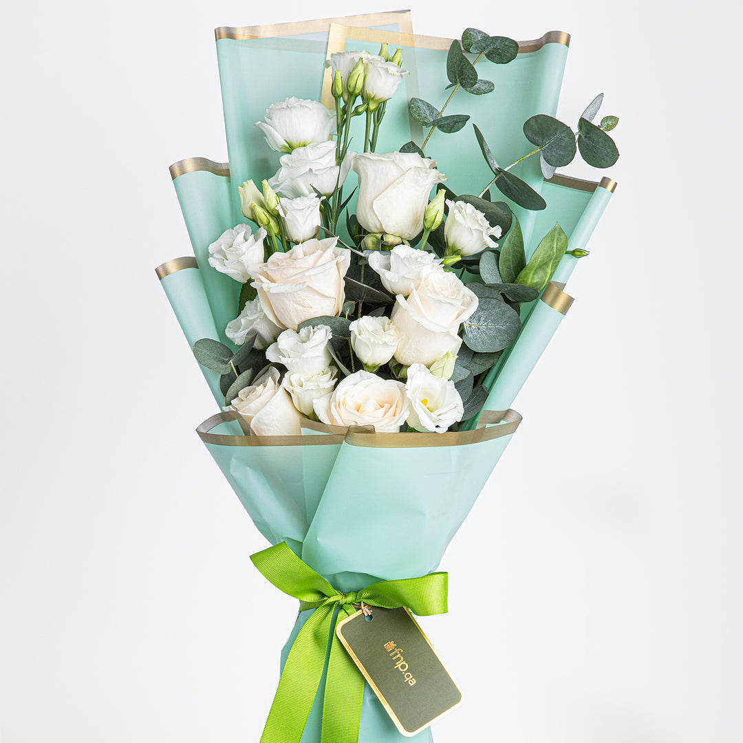 Kenooz Premium Gift Box with Elegant White Roses Bouquet