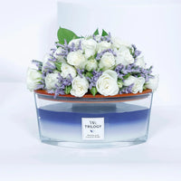 شمعة وودويك البيضاوية - إيفنينغ لوكس مع ترتيب زهور أنيق