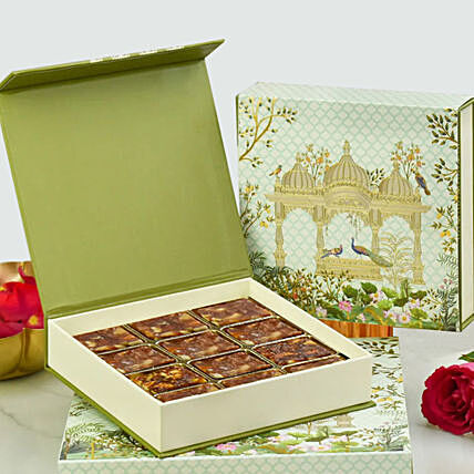 Premium Anjeer Sweet Box - Exquisite Fig Delights in Elegant Packaging