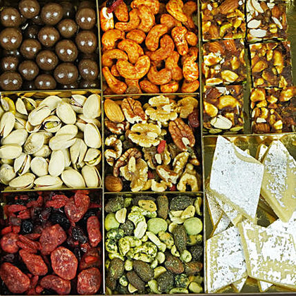 Deluxe Berries, Dry Fruits & Sweets Gift Box - 1 Kg