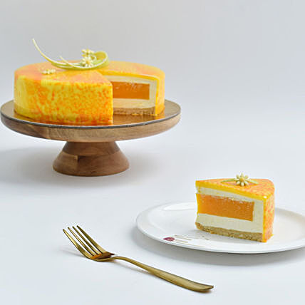 Exquisite Mango Euphoria Cake - A Tropical Delight