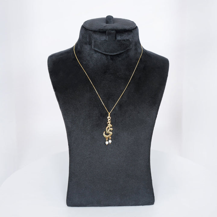 Gold Plated Silver Necklace 'Omi' with Elegant Pearl Design