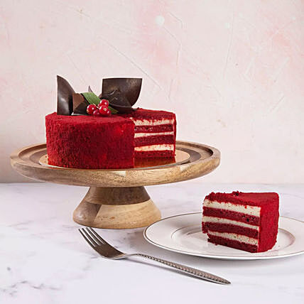 كيك سيمفونية الحب المخملية - الحلوى المثالية للمناسبات الخاصة