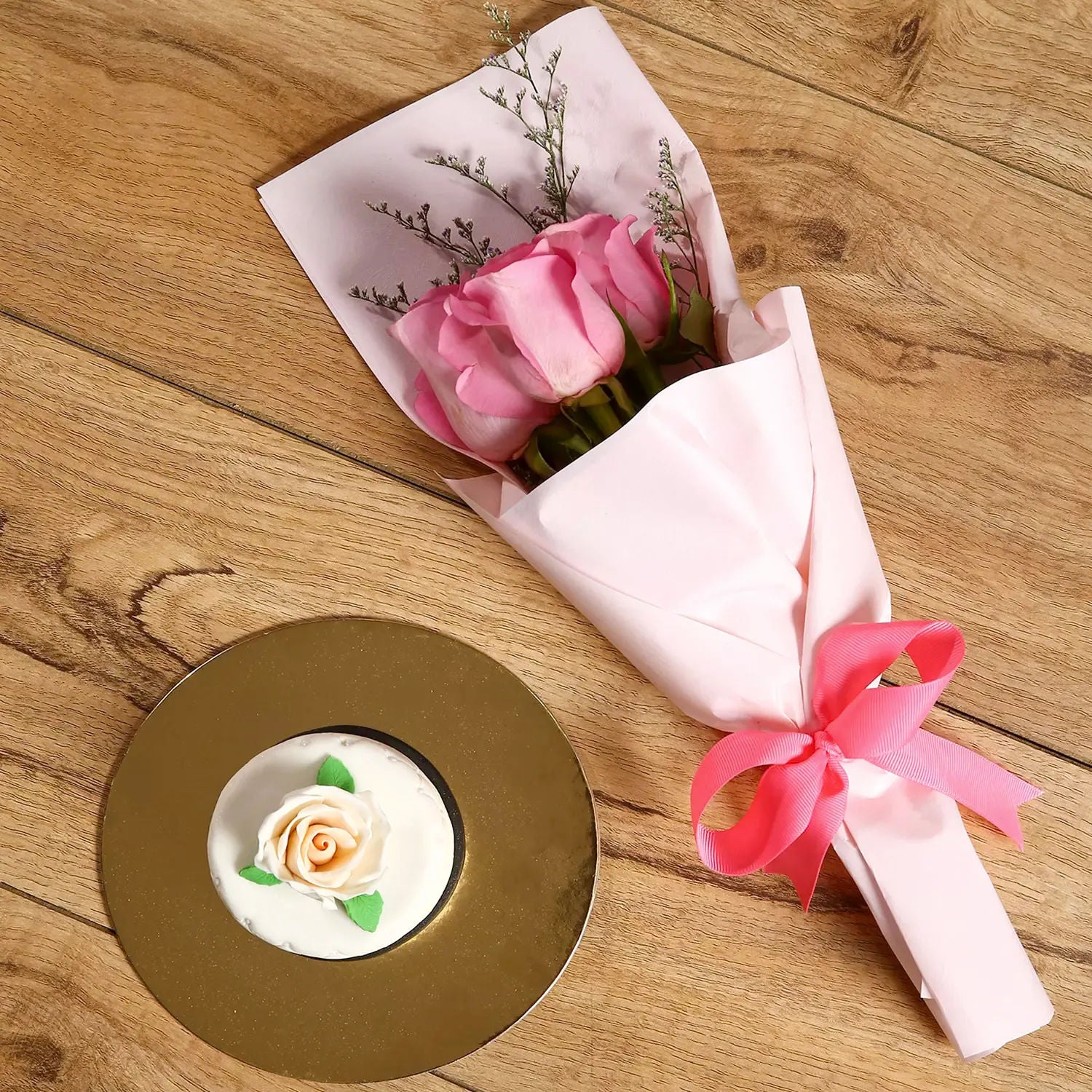 Pink Roses Bouquet & Mono Cake Combo