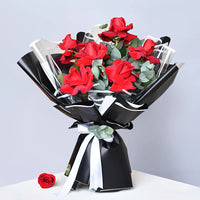 Red Roses Bunch With Mix Fruit Cake