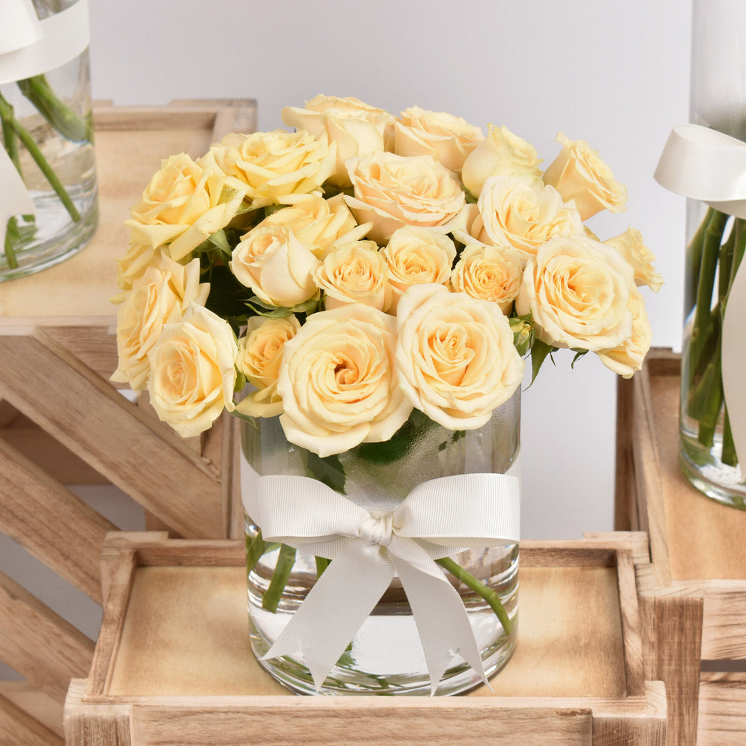 تنسيق ثلاثي الورود الجمال الأنيق