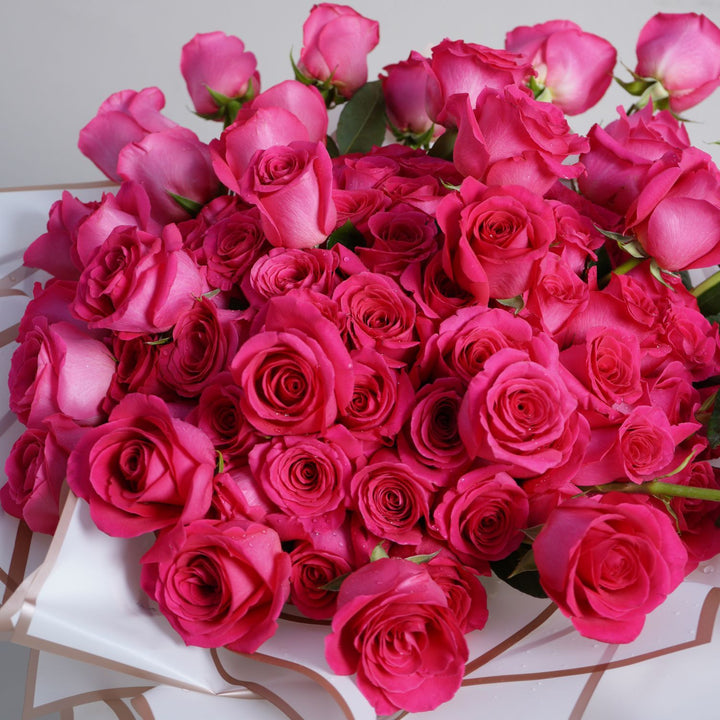 Exquisite Dark Pink Roses Bouquet - A Splendid Burst of Blooms