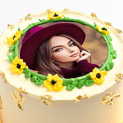 كعكة الشوكولاتة بتصميم زهرة عباد الشمس