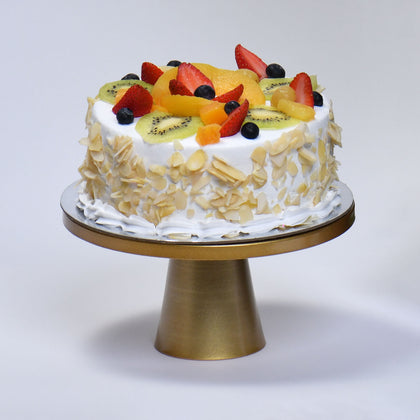 Bright Yellow Roses Bouquet with Fresh Fruit Vanilla Cake